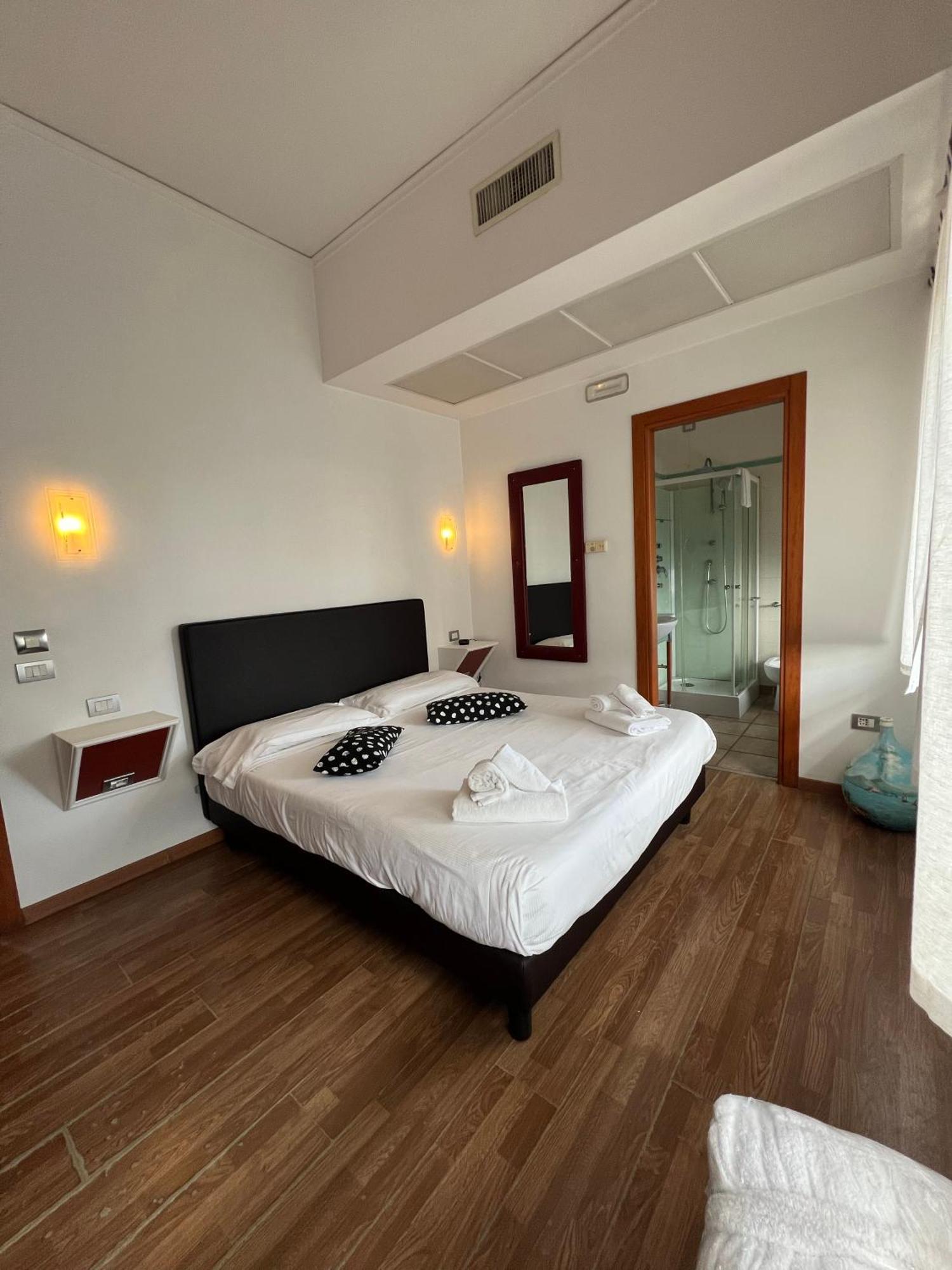 Millennium Gold Hotel Napoli Ngoại thất bức ảnh