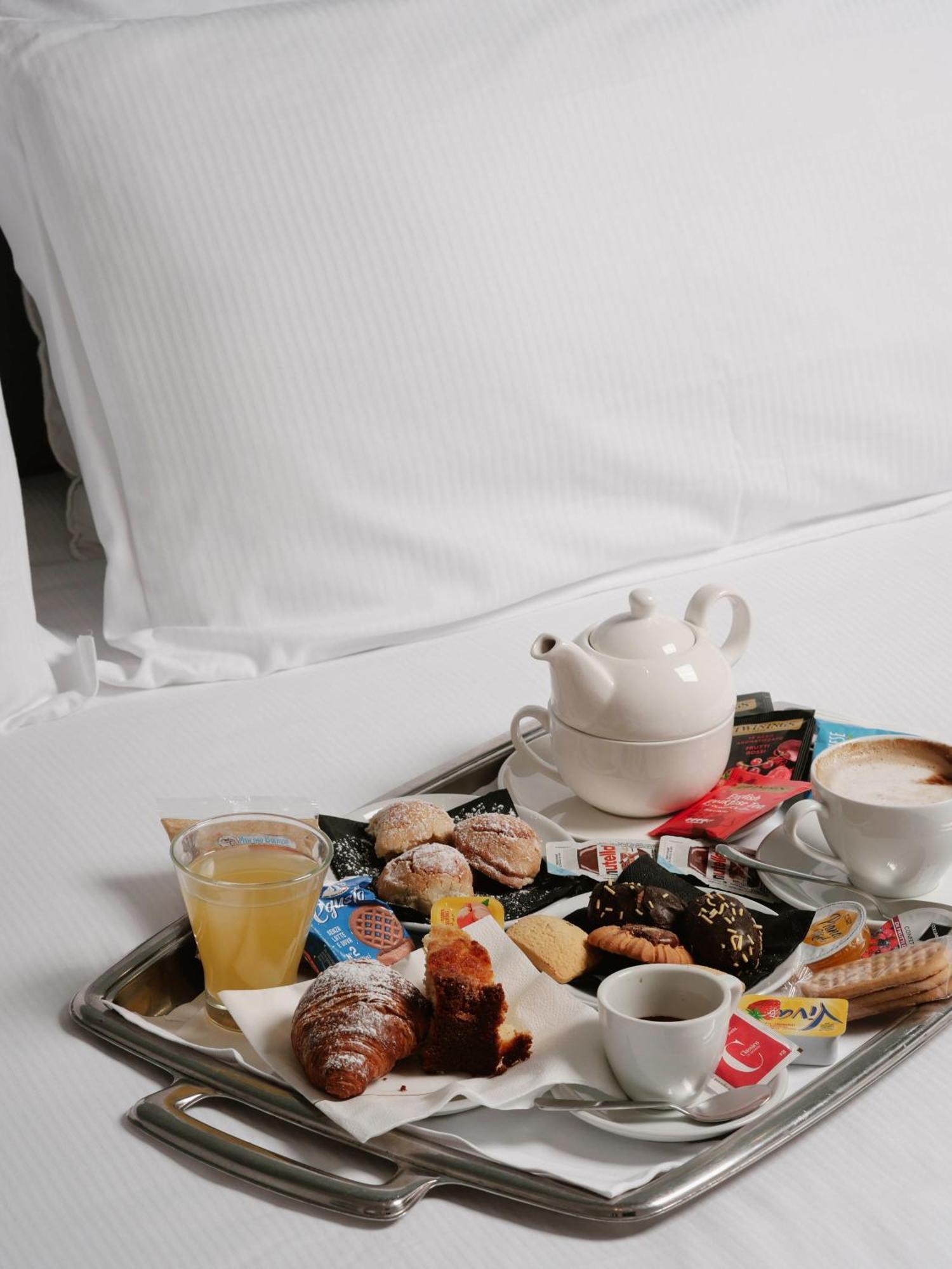 Millennium Gold Hotel Napoli Ngoại thất bức ảnh